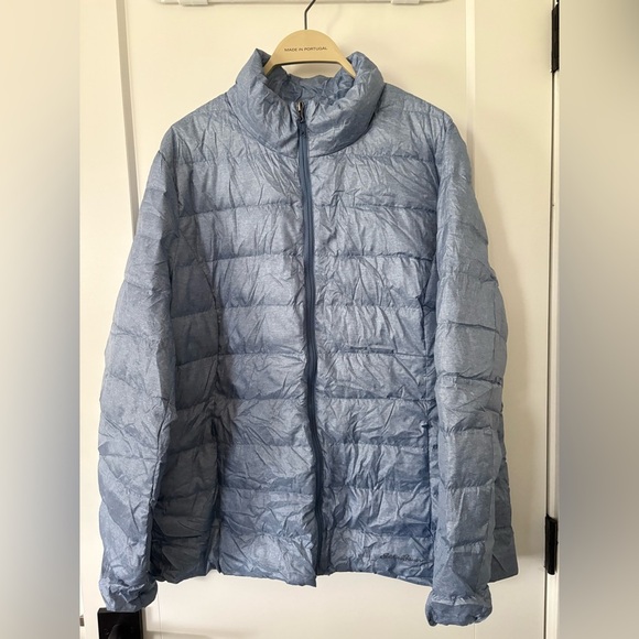 Eddie Bauer Women’s Light Blue Puffer Jacket - Picture 1 of 2